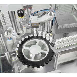Rotary machines for individual processing of syringes